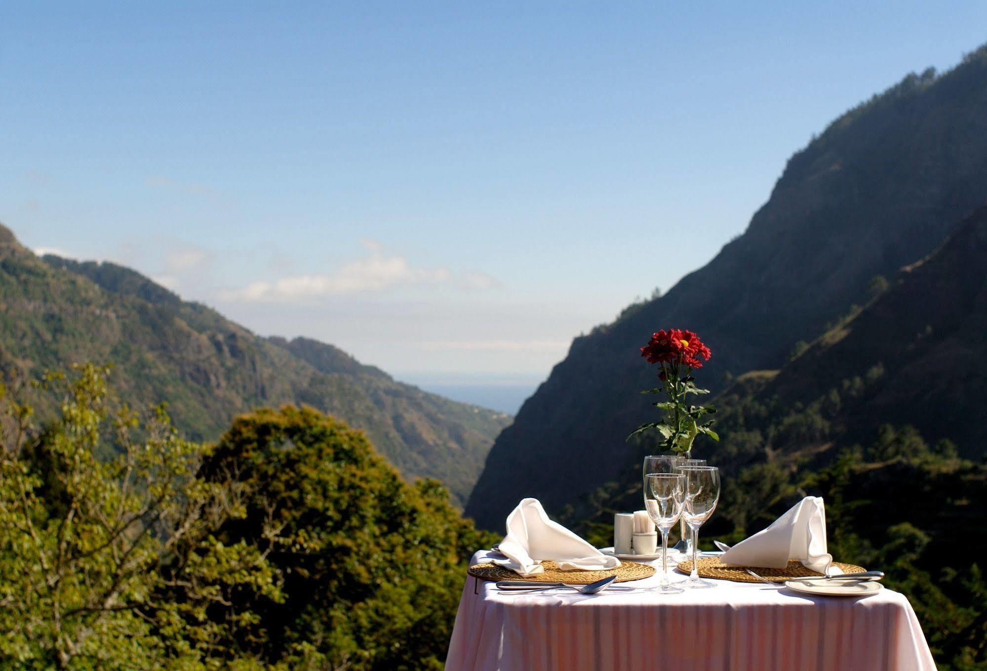 Dorisol Pousada Dos Vinhaticos Serra de Água Restaurant photo